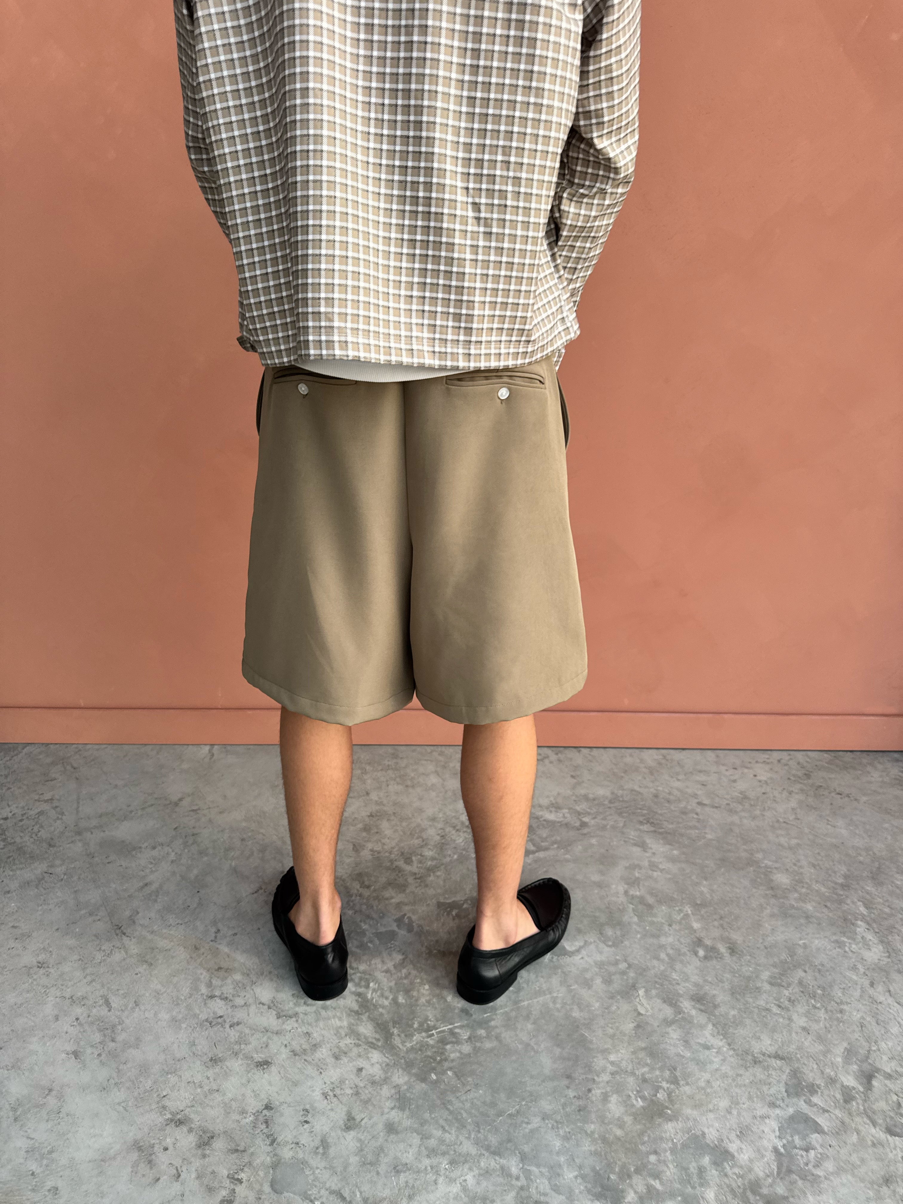 Pleated Shorts - Taupe
